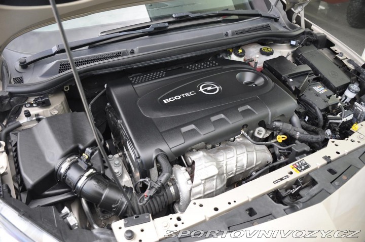 Opel Cascada 2,0CDTi AUTOMAT REZERVACE 2014