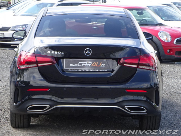 Mercedes-Benz A 250 E AMG line DPH HYBRID 2022