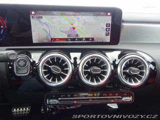 Mercedes-Benz A 250 E AMG line DPH HYBRID 2022