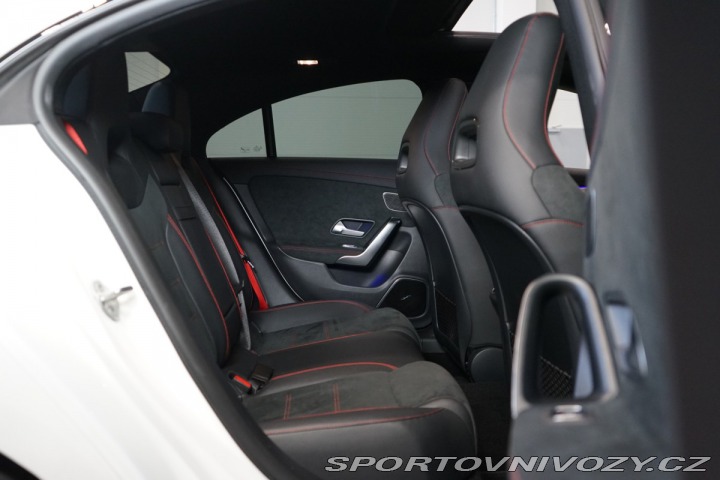 Mercedes-Benz CLA 45 AMG*4MATIC+*PANO*BURM* 2021