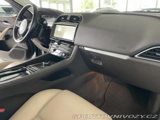 Jaguar F-Pace 35t AWD*250kW*360°Kamery* 2017