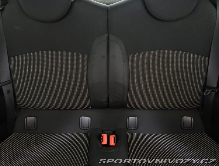 Mini Cooper Cooper 2010