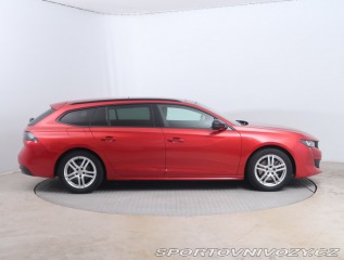 Peugeot 508 Hybrid 225 2022