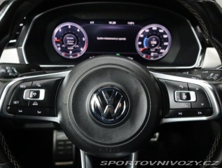 Volkswagen Ostatní modely Passat R-Line 2.0 BiTDI 2016