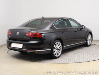 Volkswagen Ostatní modely Passat R-Line 2.0 BiTDI 2016