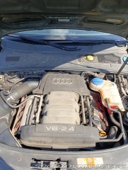 Audi A6 Avant 2,4   130Kw, manuál 2005