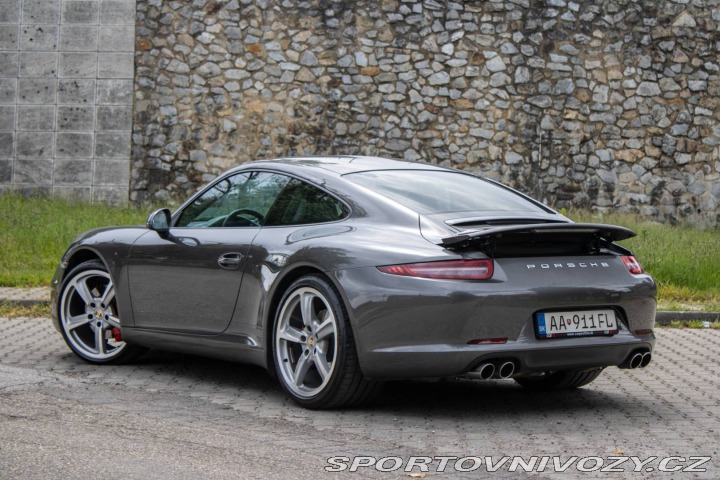 Porsche Carrera GT S manual 2012