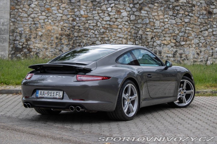 Porsche Carrera GT S manual 2012