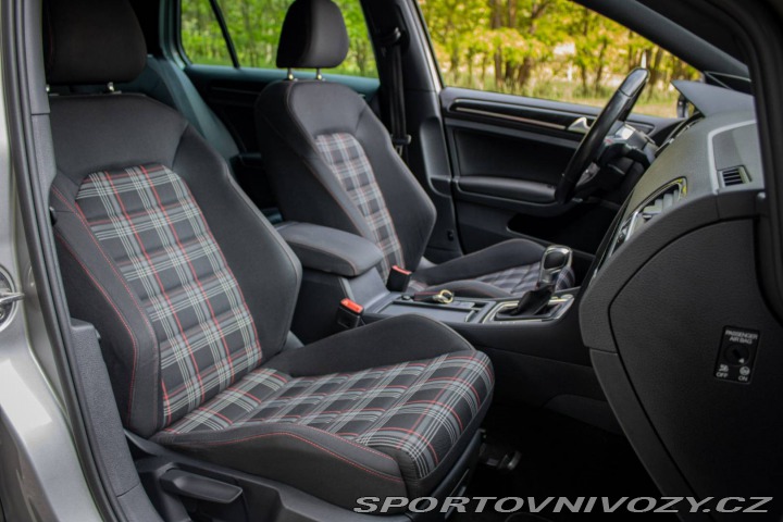 Volkswagen Golf 2.0 TSI BMT GTI Performa 2016