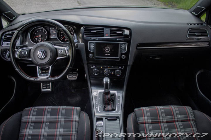 Volkswagen Golf 2.0 TSI BMT GTI Performa 2016