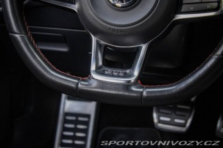 Volkswagen Golf 2.0 TSI BMT GTI Performa 2016