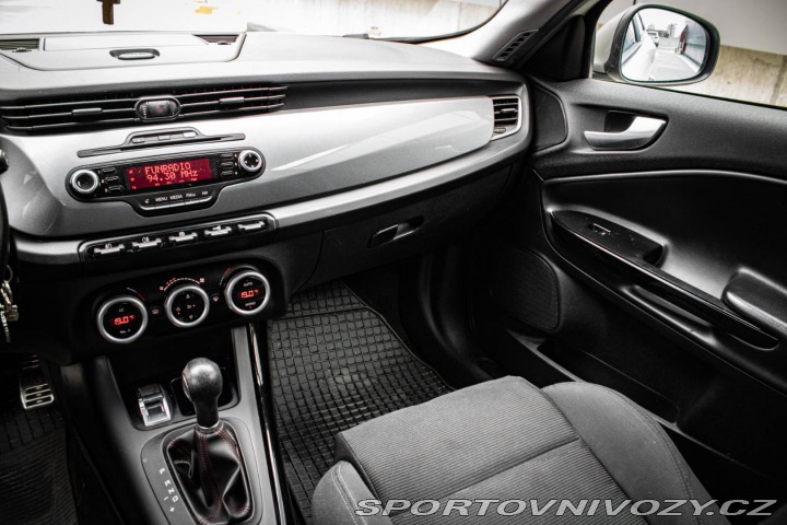 Alfa Romeo Giulietta 2011