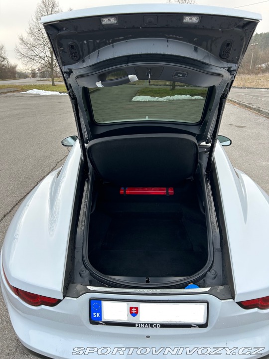 Jaguar F-Type 2018