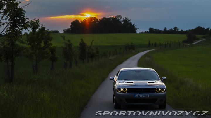 Dodge Challenger SXT 2015
