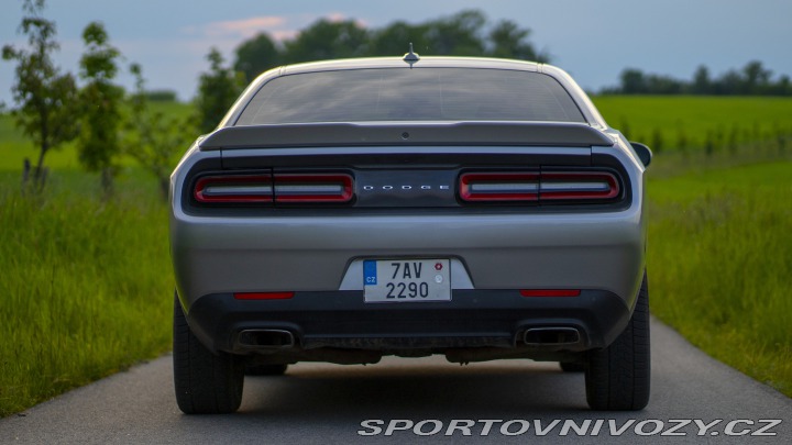 Dodge Challenger SXT 2015