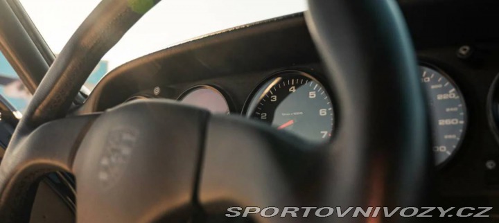 Porsche 911 964 Carrera 2 1990