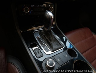 Volkswagen Ostatní modely Touareg  3.6 V6 FSI 2012