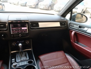 Volkswagen Ostatní modely Touareg  3.6 V6 FSI 2012