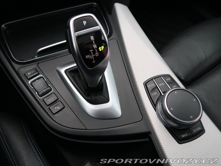 BMW 3 GT M Sport 330i xDrive GT 2017