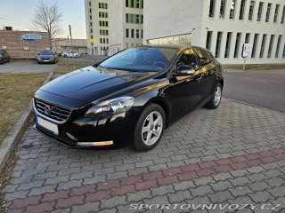 Volvo V40 T4 2015
