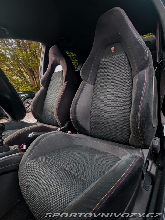 Abarth Punto Evo Scorpioneoro 2012