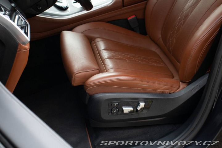 BMW X5 xDriveM50i A/T 2021