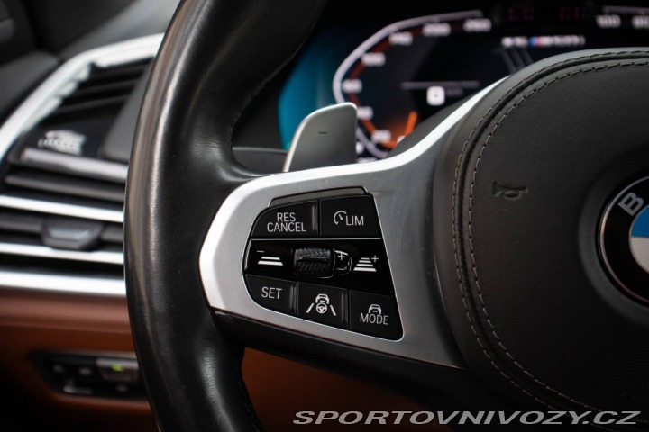 BMW X5 xDriveM50i A/T 2021