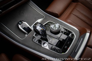 BMW X5 xDriveM50i A/T 2021