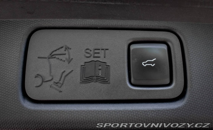 Ford Mustang Mach-E 273kw 2021