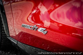 Ford Mustang Mach-E  273kw 2021