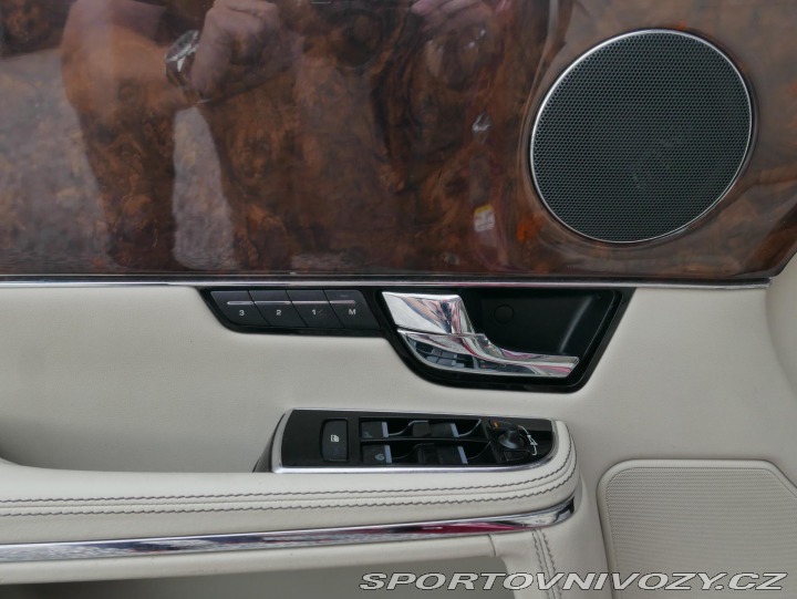 Jaguar XJ 3,0 V6 Diesel Panorama Au 2010