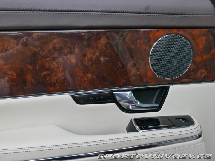 Jaguar XJ 3,0 V6 Diesel Panorama Au 2010