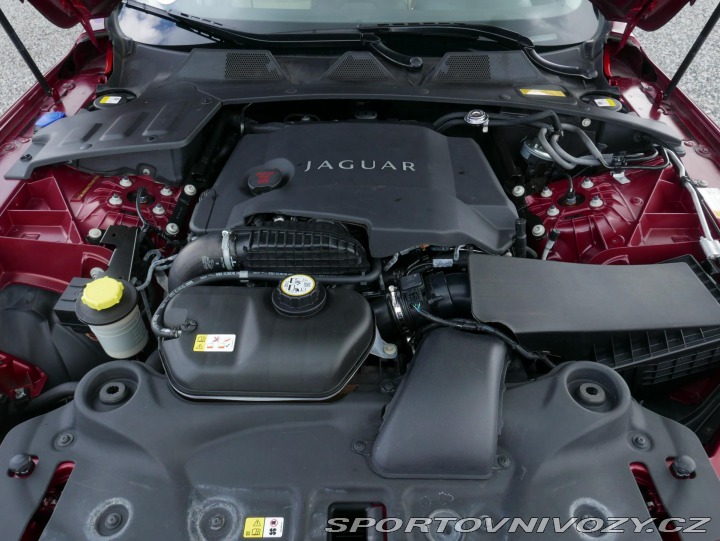Jaguar XJ 3,0 V6 Diesel Panorama Au 2010