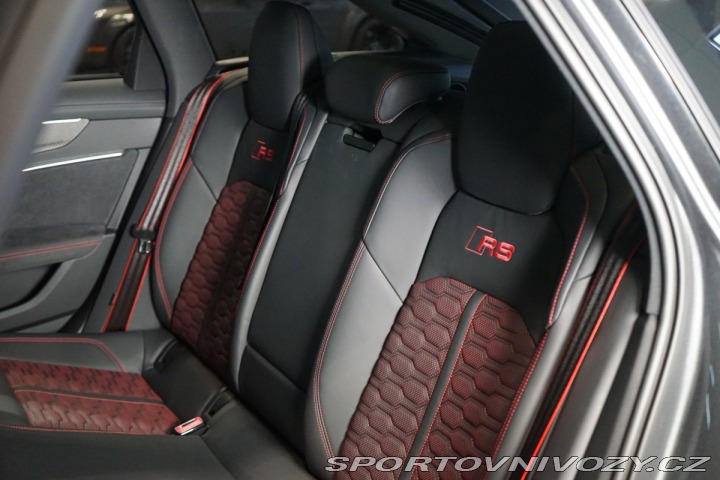 Audi RS6 PERFORMANCE*B&O*ZÁRUK 2023