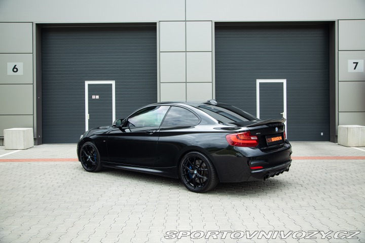 BMW 2 M235i xDrive coupé 2015