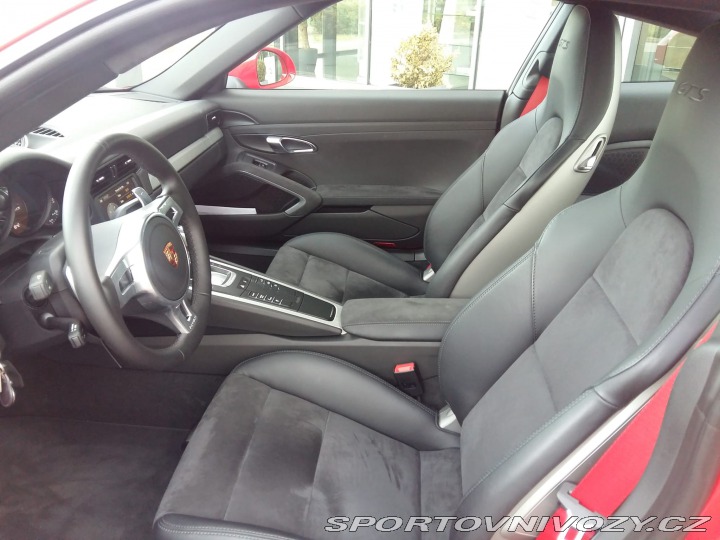 Porsche 911 991.1 GTS 2015