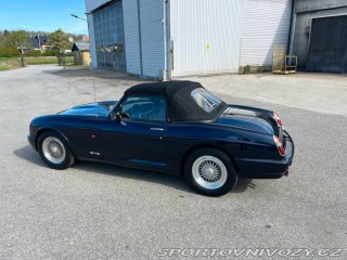 MG Ostatní modely RV8 1993