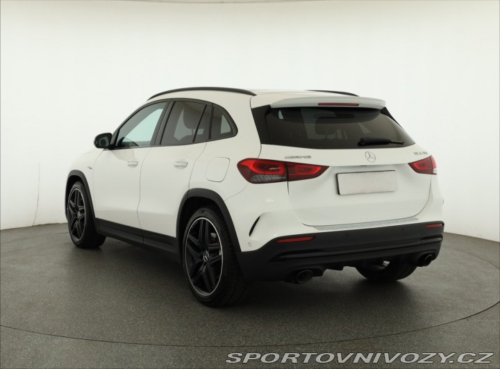 Mercedes-Benz Ostatní modely GLA AMG Line GLA 35 AMG 4MATI 2021
