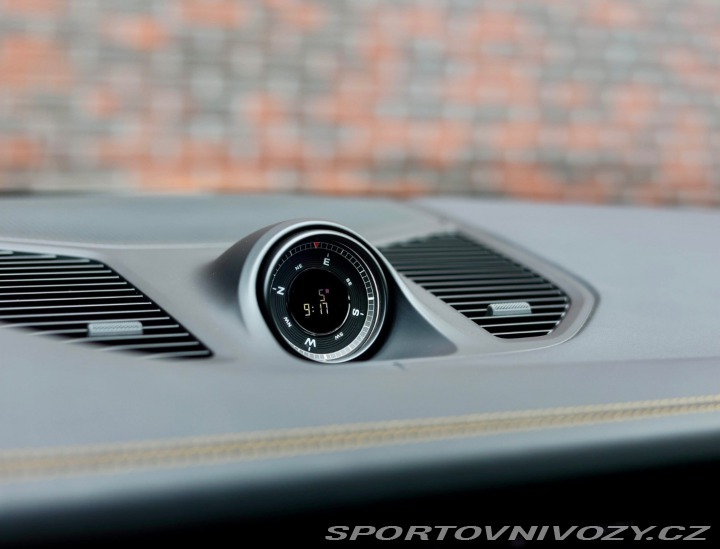 Porsche Cayenne Coupe E-Hybrid *Panoráma 2025