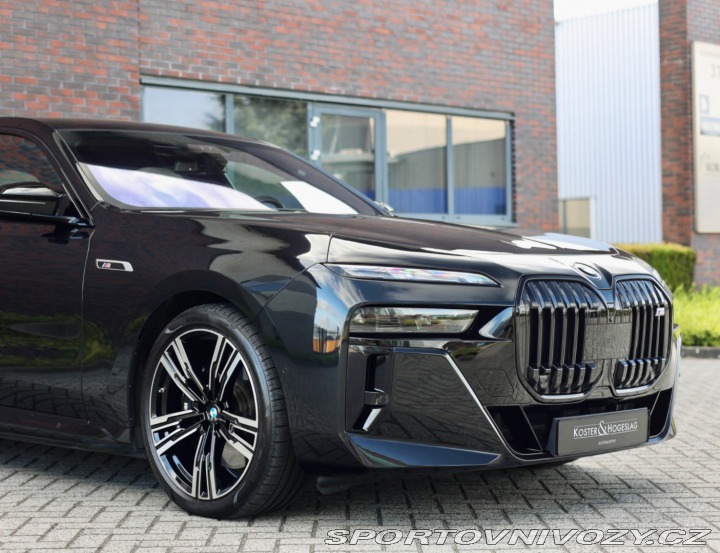BMW 7 M760e xDrive *SkyLounge* 2023