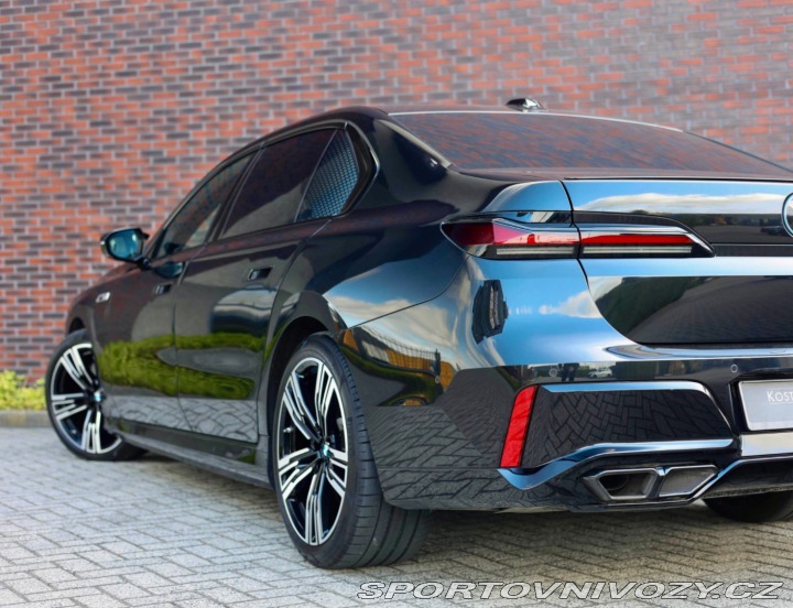 BMW 7 M760e xDrive *SkyLounge* 2023