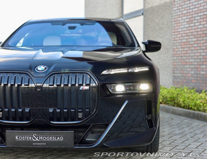 BMW 7 M760e xDrive *SkyLounge* 2023