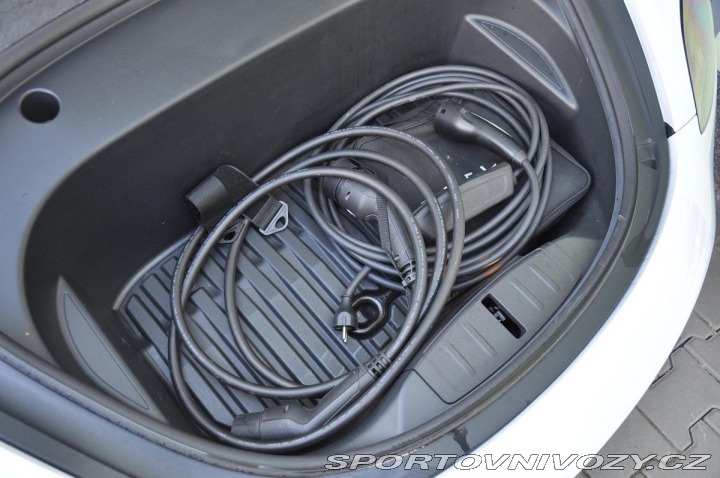 Tesla Model 3 LONG RANGE DUAL MOTOR TAŽ 2021