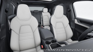 Porsche Cayenne Turbo E-Hybrid 2024
