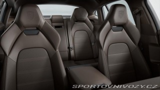 Porsche Panamera 4S E-Hybrid 2024