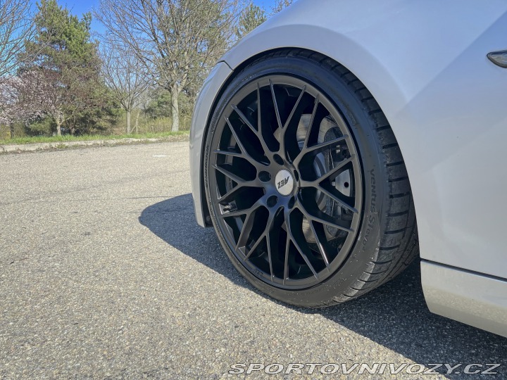 BMW 3 E92 335i M-paket 2007