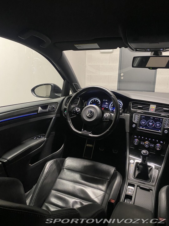 Volkswagen Golf R 2016