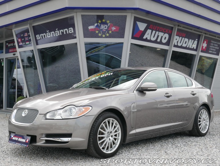 Jaguar XF 3,0D Premium Luxury REZER 2010