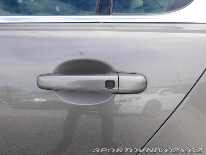 Jaguar XF 3,0D Premium Luxury REZER 2010