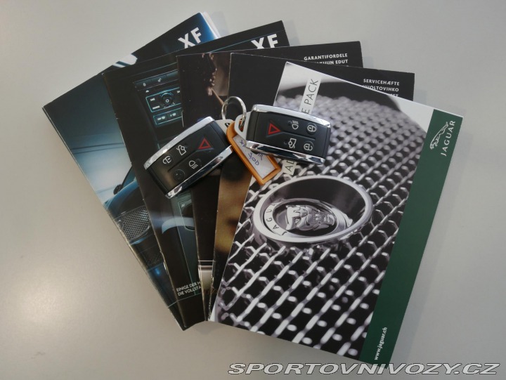 Jaguar XF 3,0D Premium Luxury REZER 2010